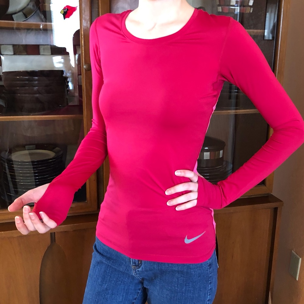 EUC Nike Dri Fit top